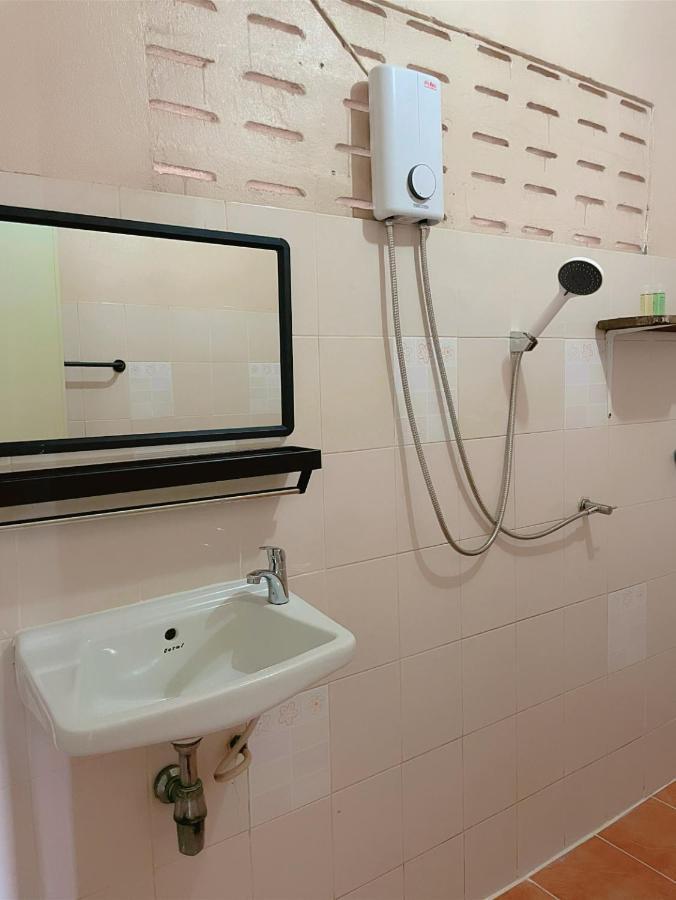 קו מאק Baanyaiguesthouse מראה חיצוני תמונה